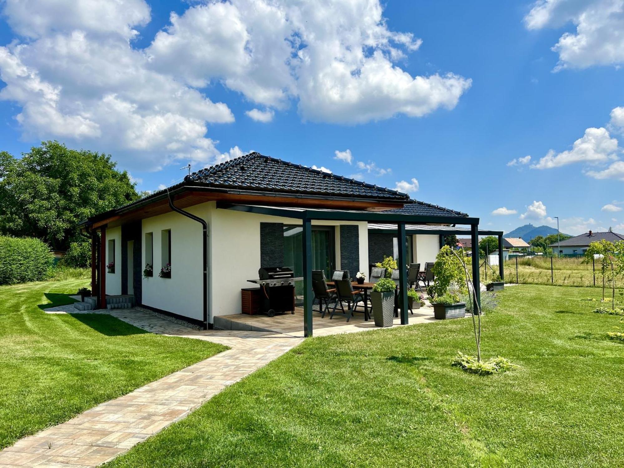 Villa In Doksy With Barbecue Exterior photo
